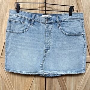 Abercrombie & Fitch Low Rise Light Blue Denim Mini Skirt 90s 14/32 NWT New